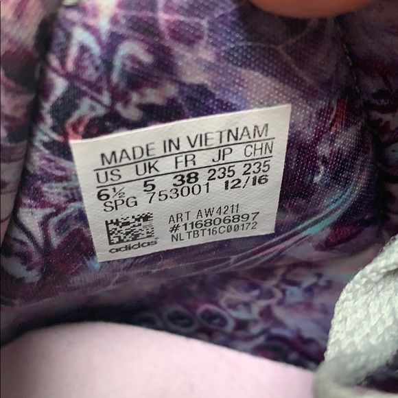 BOGO Adidas suede hi-tops 6.5 - Picture 2 of 9